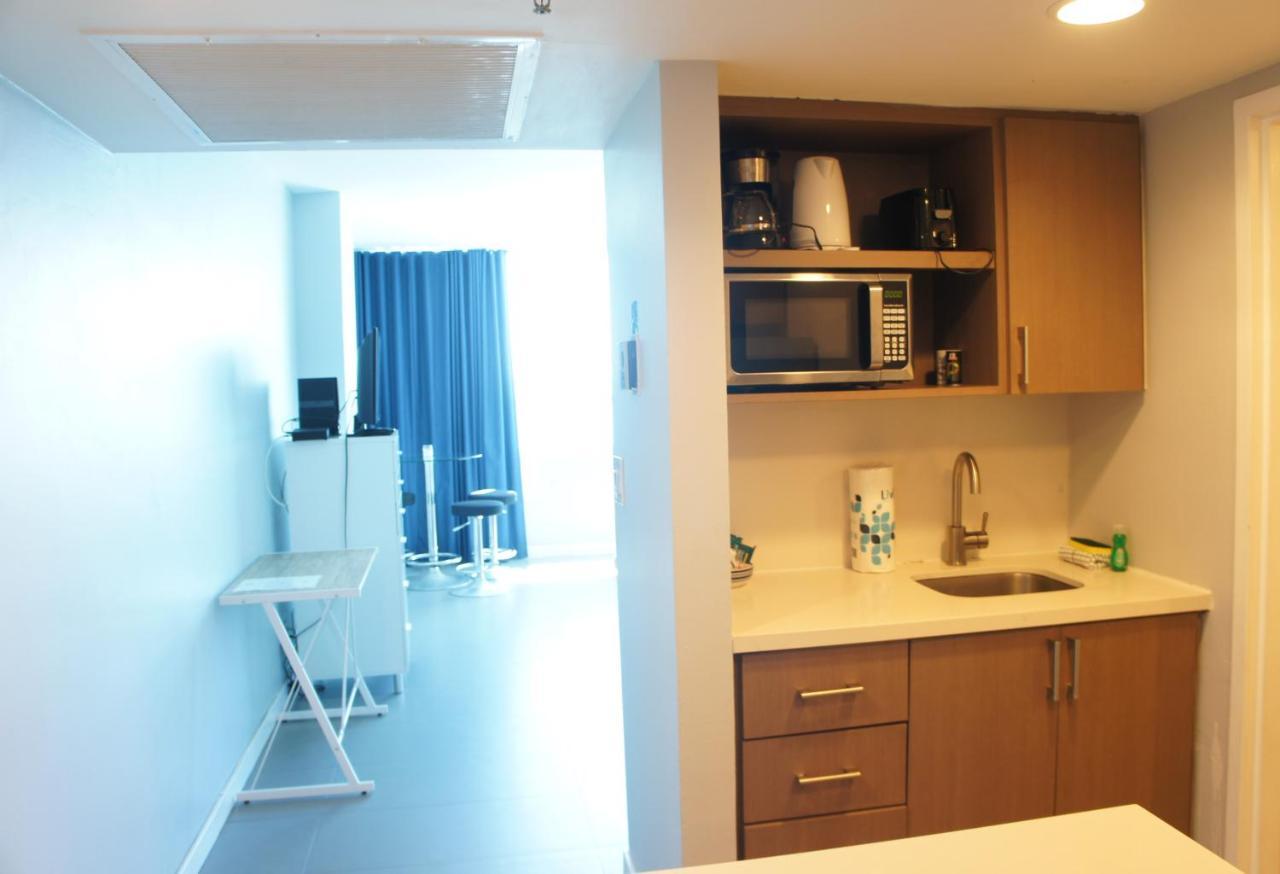 Castle 835 Oceanview Studio On Beach With Pool, Gym, Bars, And Free Parking マイアミビーチ エクステリア 写真