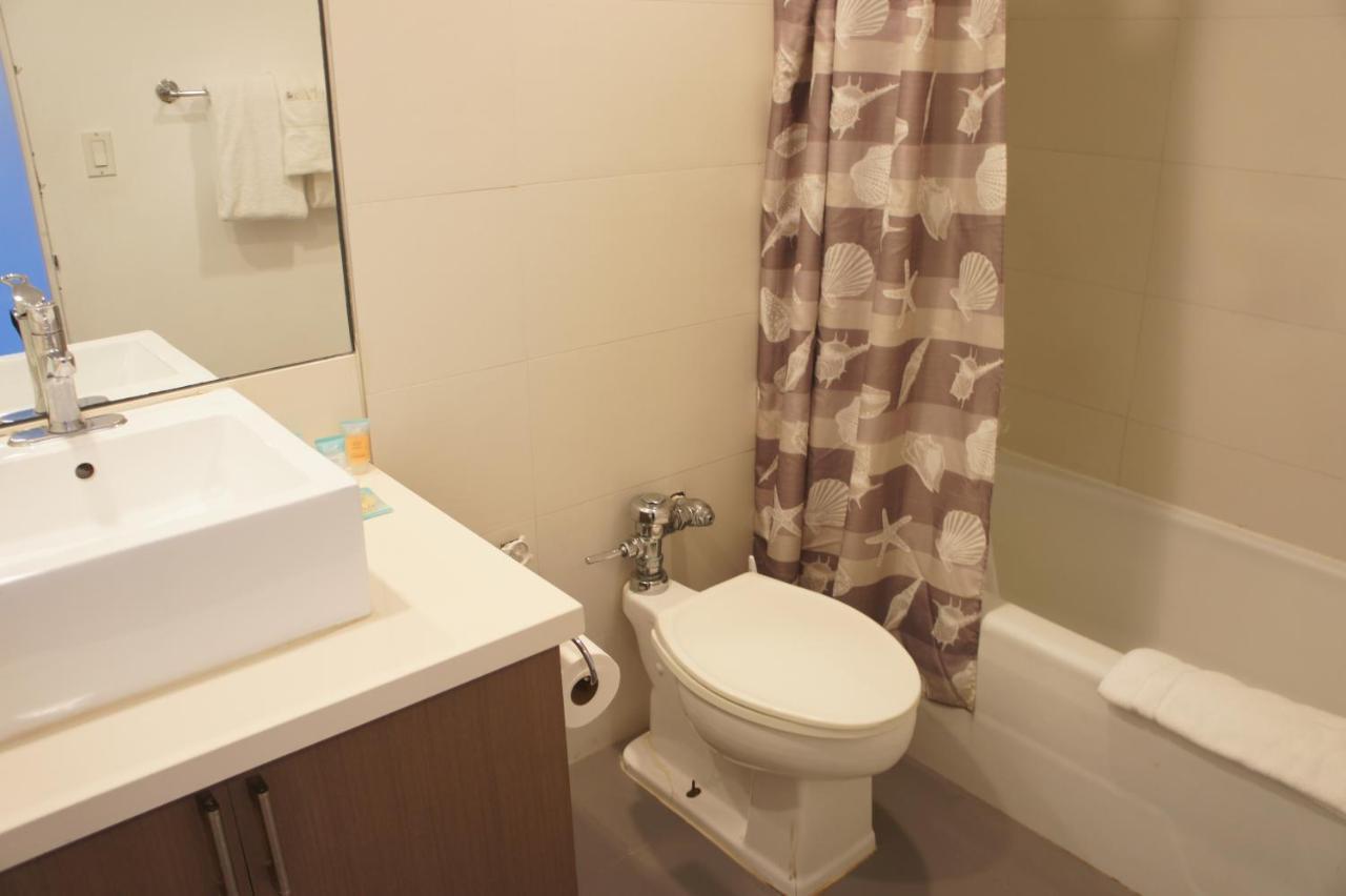 Castle 835 Oceanview Studio On Beach With Pool, Gym, Bars, And Free Parking マイアミビーチ エクステリア 写真